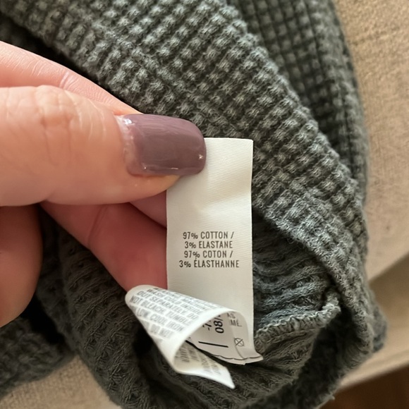 NWOT! Offline by Aerie crop top, size medium - Picture 12 of 14